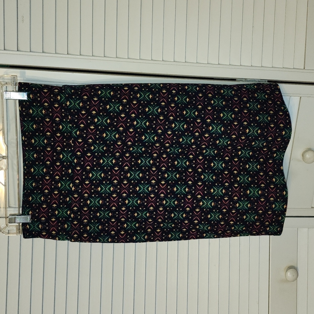 LuLaRoe Floral Patterned Navy Cassie Skirt, Size M